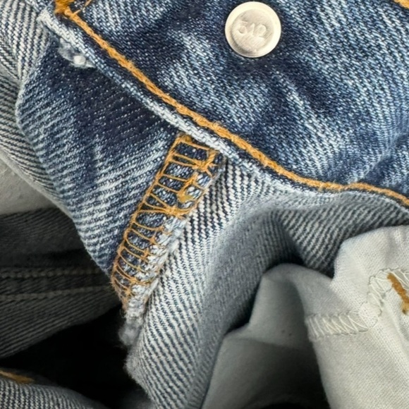 Vintage Levis 550 Tapered Leg Jeans Size 12 Deadstock 2001 Y2K NWT Medium Wash - Picture 5 of 15